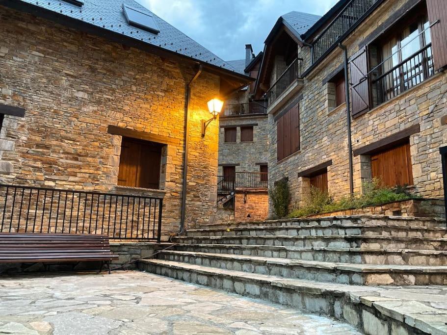 Elegante Apartamento En Escarrilla Con Vistas Al Valle Zewnętrze zdjęcie
