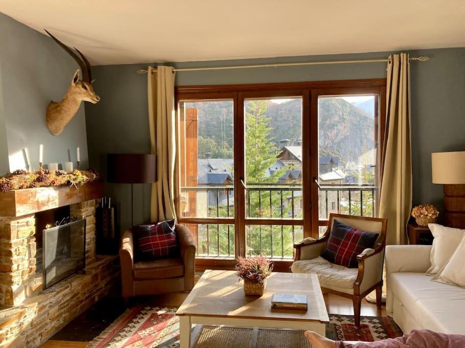 Elegante Apartamento En Escarrilla Con Vistas Al Valle Zewnętrze zdjęcie