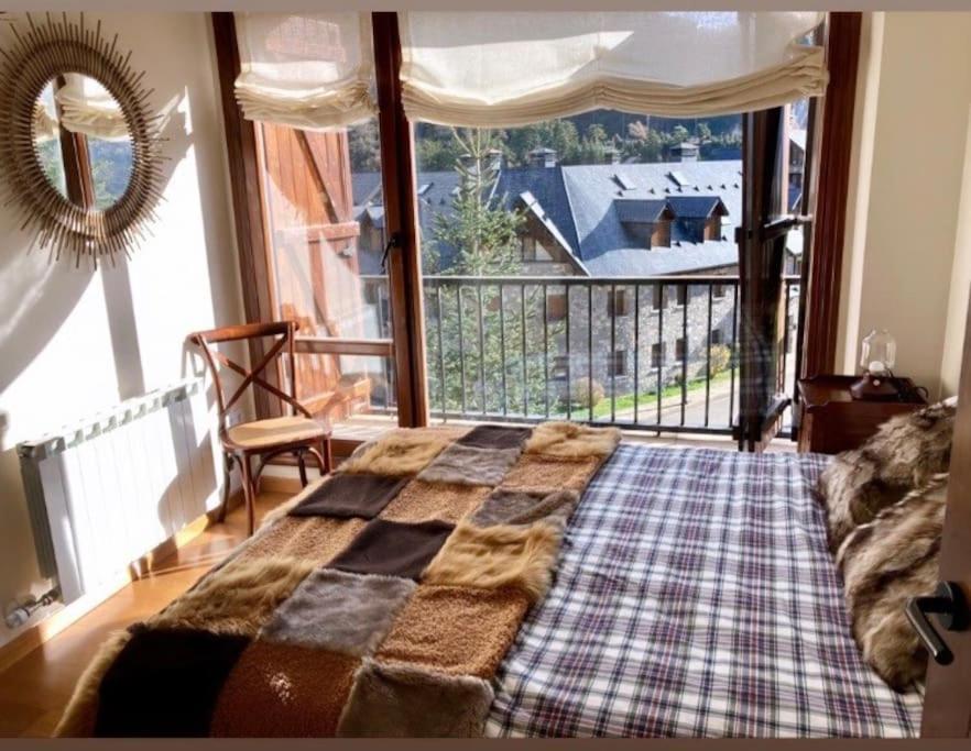 Elegante Apartamento En Escarrilla Con Vistas Al Valle Zewnętrze zdjęcie
